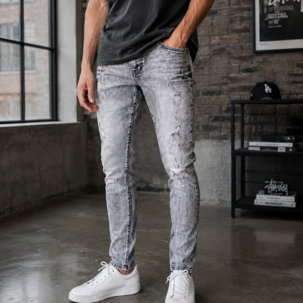 Men's 36x32 Gray Acid Wash Distressed Jeans NWT Reason Brand RR5-134